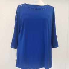 1525 maglia con dettagio  borchie /collo/spalle  95%vi5%ea